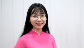 Cô Nguyễn Ánh Ngọc - Chủ nhiệm lớp 11A2