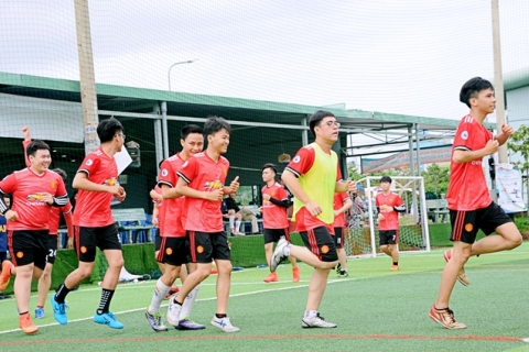 Cúp bóng đá luân lưu Quang Trung Nguyễn Huệ 2016 - 2017